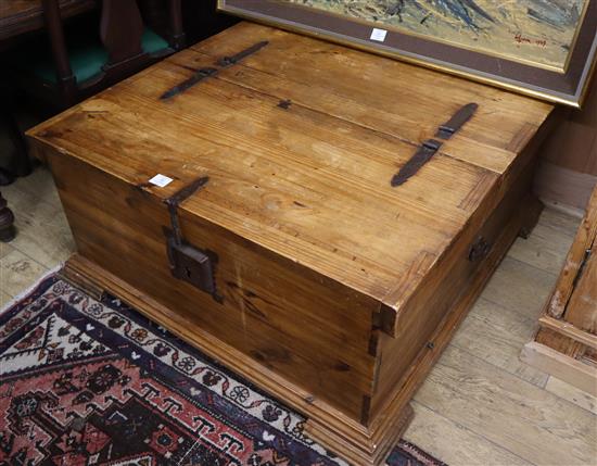A pine coffee table / ottoman W.100cm